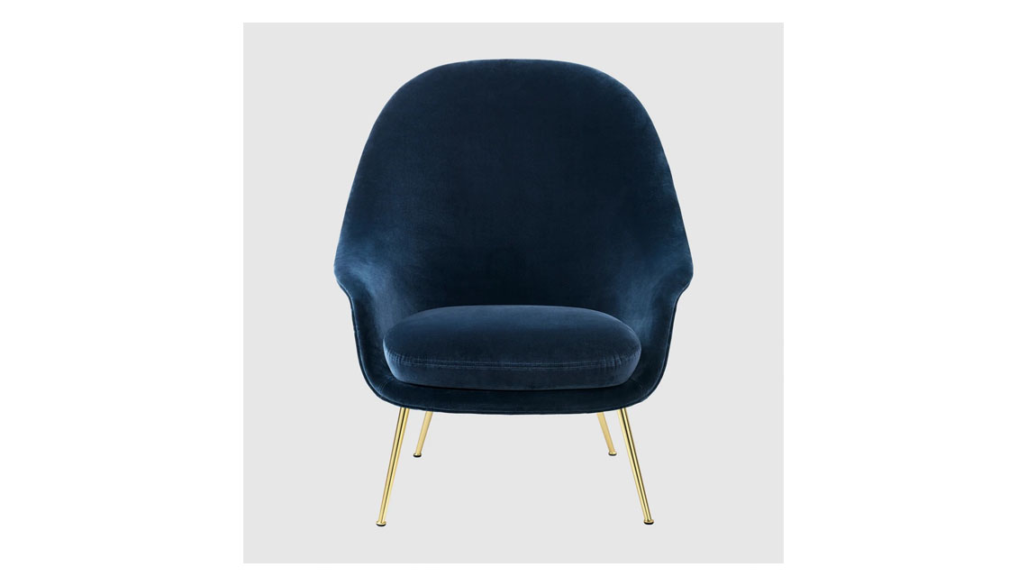 Bat Lounge Chair - Fully Upholstered, High back, Conic base休闲椅